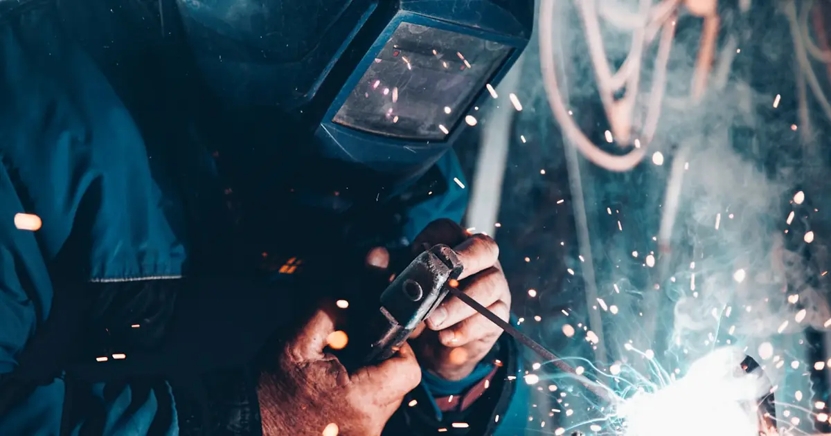 Metallbauunternehmen verkaufen: Was ist Ihr Betrieb wert?